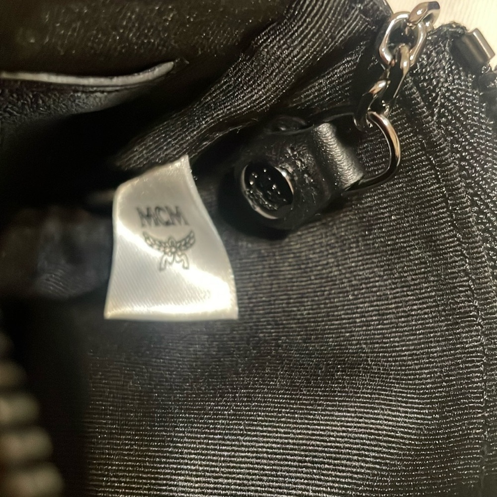 MCM Coin Purse/Key Holder/Card Holder - Picture 8 of 15